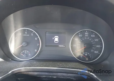 2021 Kia Seltos Lx z USA, uszkodzony, nr VIN KNDEPCAA9M7081975